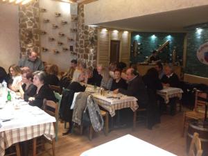 12665782_1068934603167223_618571584_n